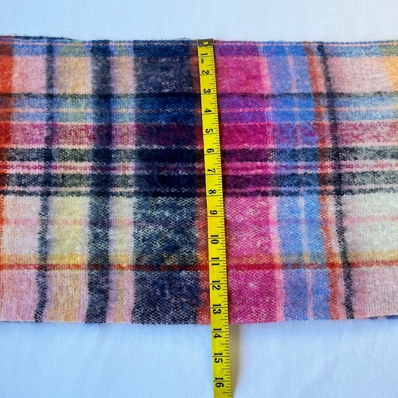 Old Navy Multicolored Long Scarf with Tassels - Picture 4 of 4